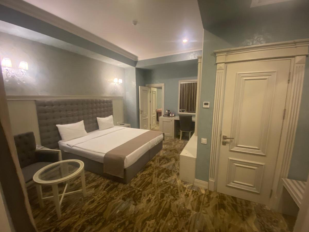 Emerald Suite Hotel Baku Exterior photo