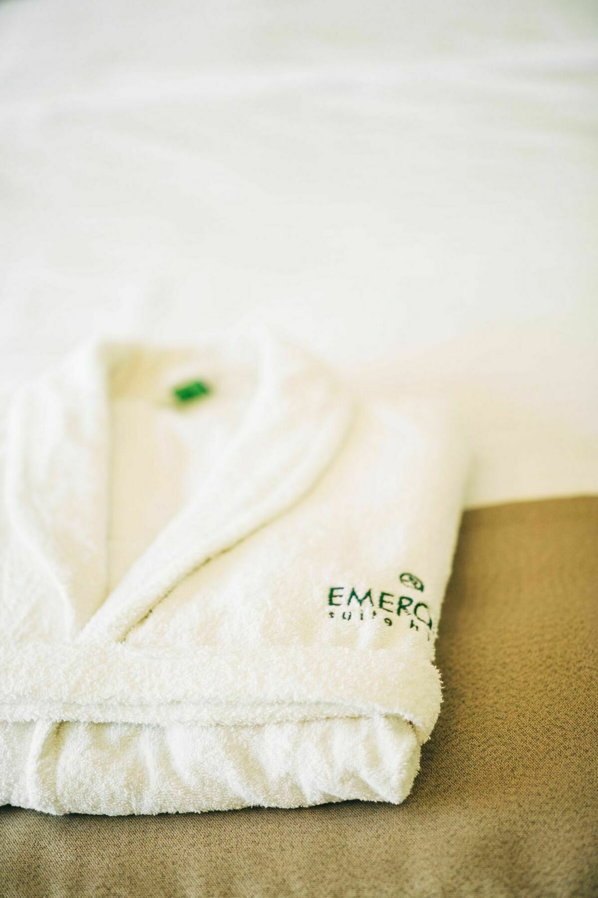Emerald Suite Hotel Baku Exterior photo