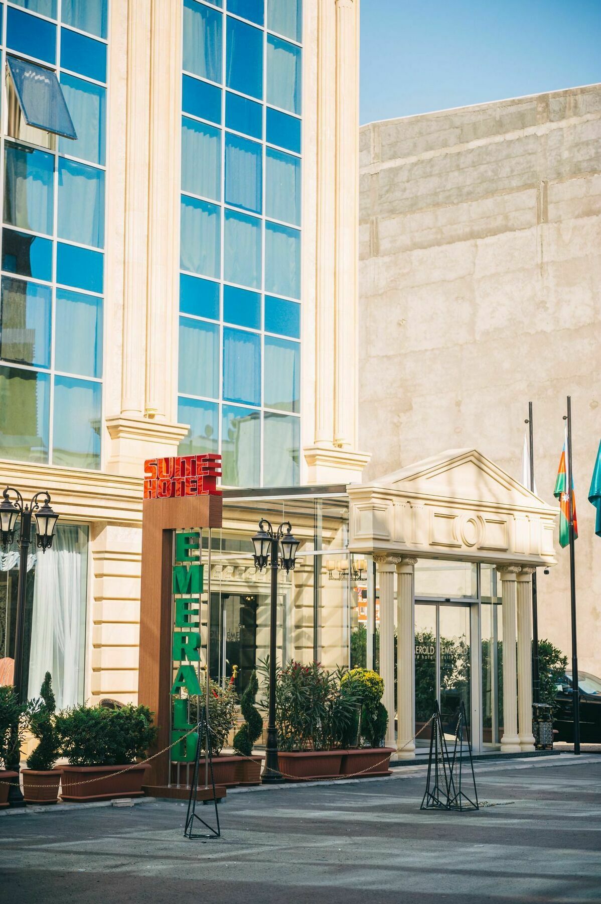 Emerald Suite Hotel Baku Exterior photo