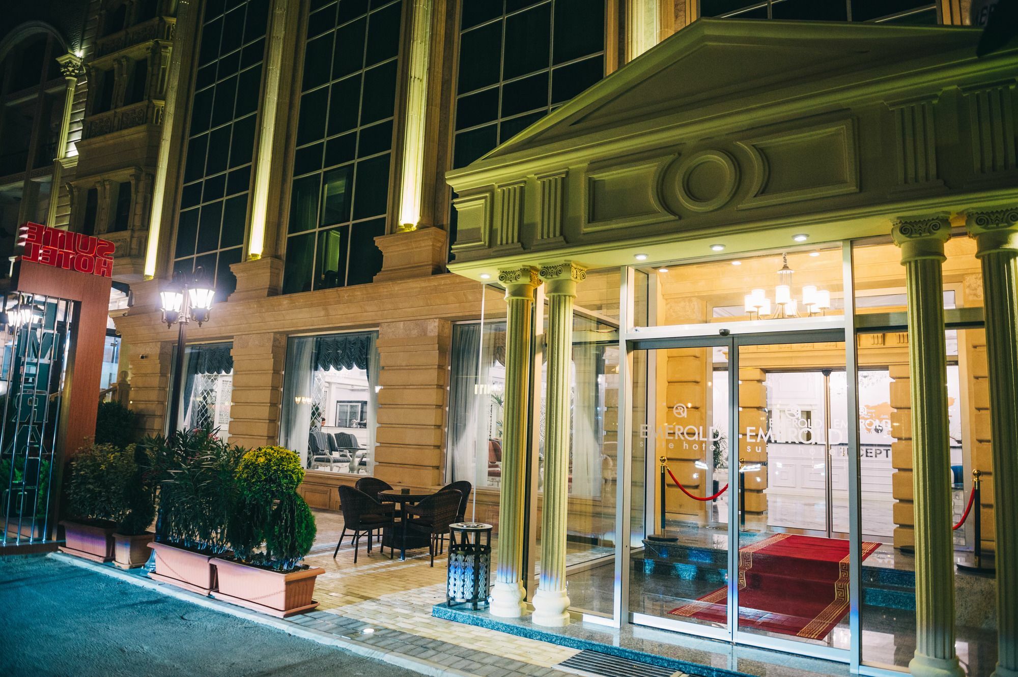 Emerald Suite Hotel Baku Exterior photo