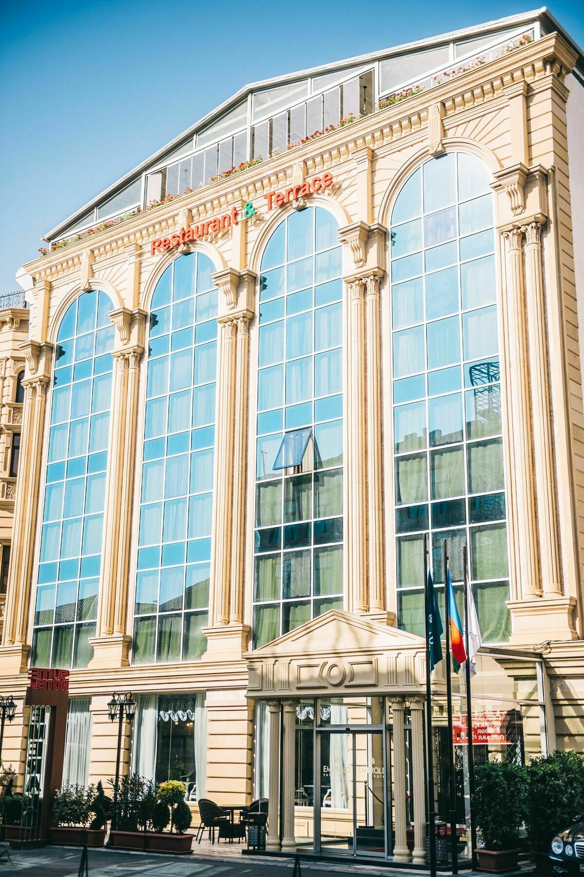 Emerald Suite Hotel Baku Exterior photo
